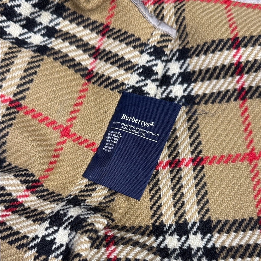 VINTAGE Burberry Beige Trench Coat for Women 10 Long - Picture 9 of 16